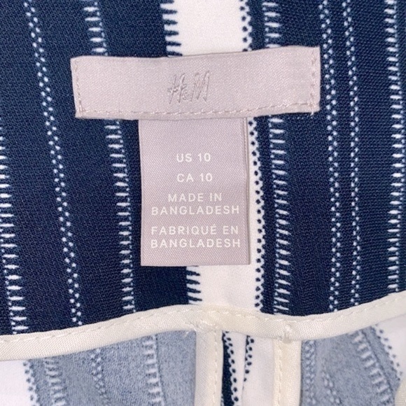 H&M navy blue striped paper bag shorts size 10 - Picture 7 of 12